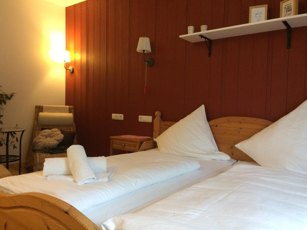 Pension Gluecklich Horgenzell Extérieur photo